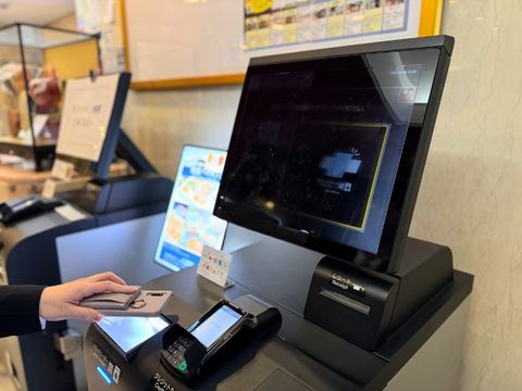 チェックイン端末